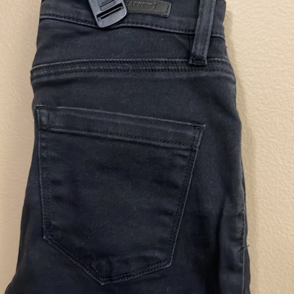 Blank NYC Revolve black denim raw hem fringe jeans size 24 - Picture 3 of 4